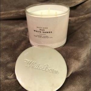 White Barn Candle